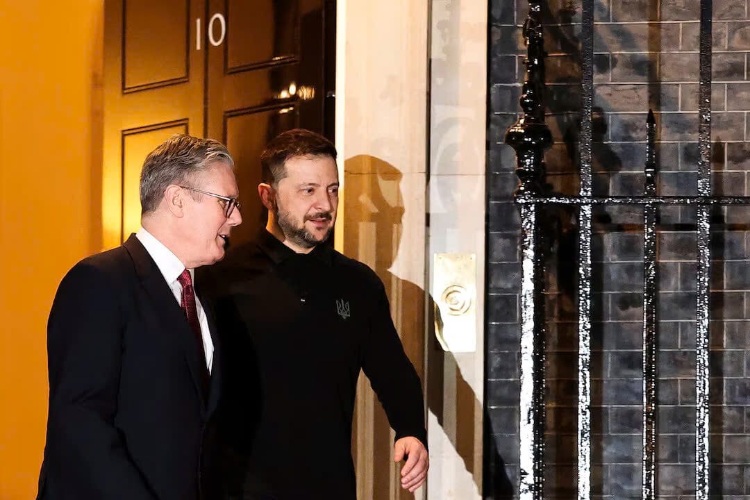 Thủ tướng Anh Keir Starmer gặp Tổng thống Ukraine Volodymyr Zelenskiy tại London