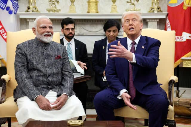 Tổng thống Hoa Kỳ Donald Trump gặp Thủ tướng Ấn Độ Narendra Modi tại Nhà Trắng ở Washington, DC, Hoa Kỳ, ngày 13 tháng 2 năm 2025
