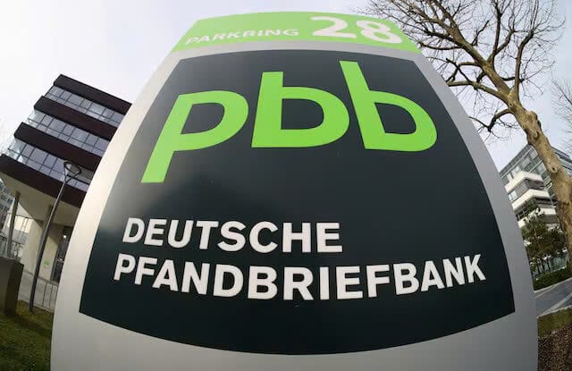 Trụ sở chính của công ty cho vay bất động sản Đức Deutsche Pfandbriefbank pbb được chụp tại Garching gần Munich, Đức ngày 18 tháng 2 năm 2024